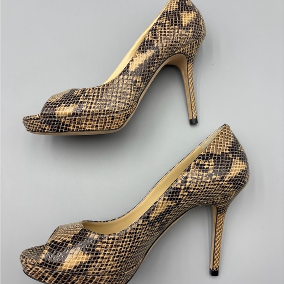 Jimmy Choo Women's Peep Toe Heels - snakeskin size 37.5 - Picture 5 of 12